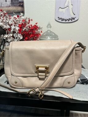 Marc by Marc Jacobs Vintage Beige Leather Crossbody with Gold Hardware